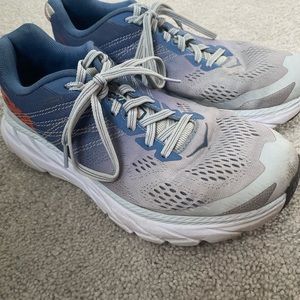 HOKA ONE ONE Womens Clifton 6